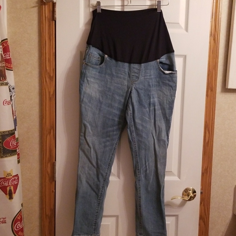 Maternity pants by Great Expectations